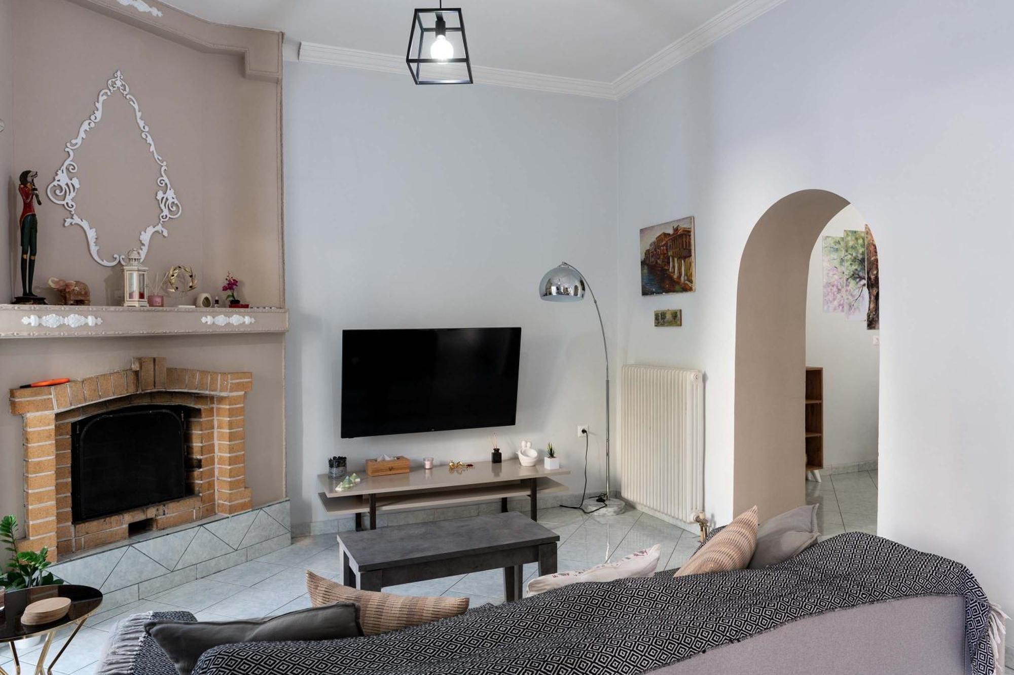 Private Spacious Apartment Atena Exterior foto